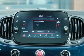 Voertuigafbeelding 9