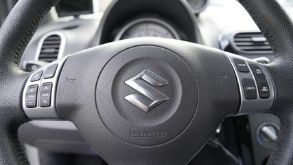 Voertuigafbeelding 12