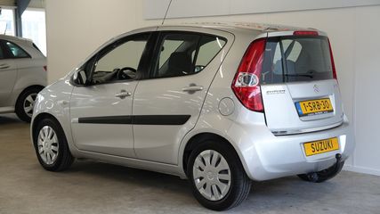 Voertuigafbeelding 2