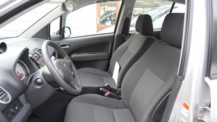 Voertuigafbeelding 7