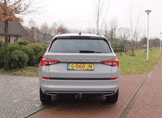 Voertuigafbeelding 8