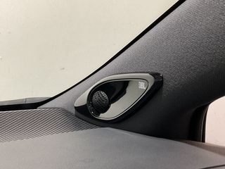 Voertuigafbeelding 37