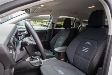 Voertuigafbeelding 9