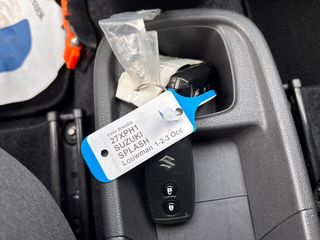 Voertuigafbeelding 8