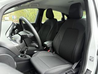 Voertuigafbeelding 3