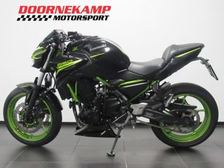 Voertuigafbeelding 3