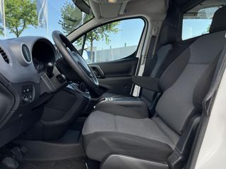 Voertuigafbeelding 12