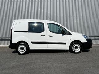 Voertuigafbeelding 6