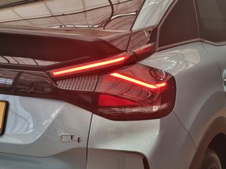 Voertuigafbeelding 12