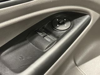 Voertuigafbeelding 36