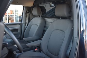 Voertuigafbeelding 9