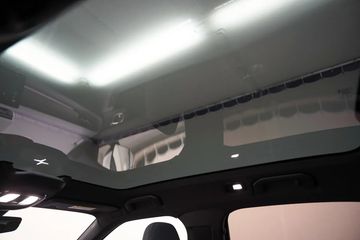 Voertuigafbeelding 4