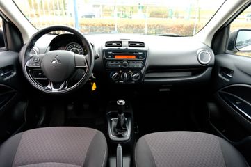 Voertuigafbeelding 9