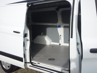 Voertuigafbeelding 4