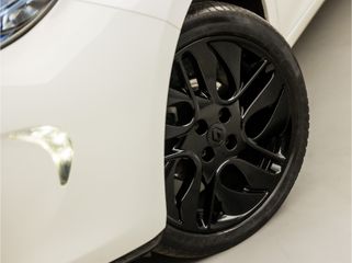 Voertuigafbeelding 12