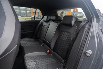 Voertuigafbeelding 34