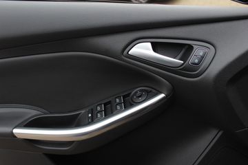 Voertuigafbeelding 33