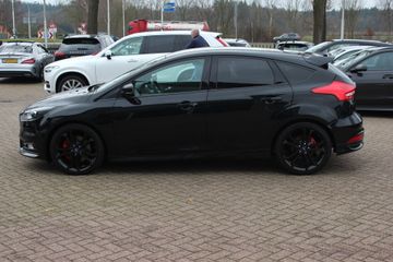 Voertuigafbeelding 6