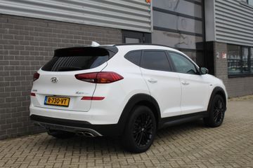 Voertuigafbeelding 4