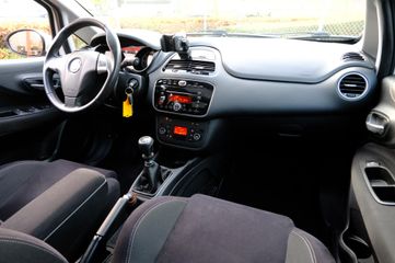 Voertuigafbeelding 4