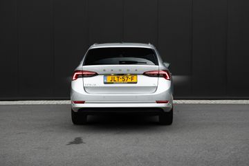 Voertuigafbeelding 7