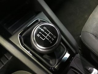 Voertuigafbeelding 35