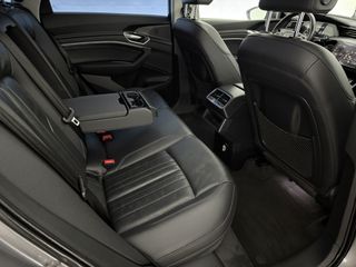 Voertuigafbeelding 42