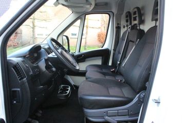 Voertuigafbeelding 7