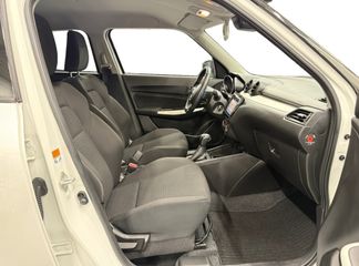 Voertuigafbeelding 17