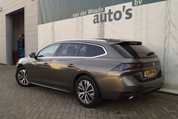 Voertuigafbeelding 4