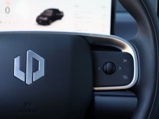 Voertuigafbeelding 13