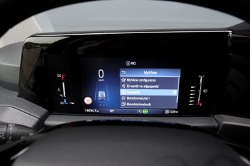 Voertuigafbeelding 23