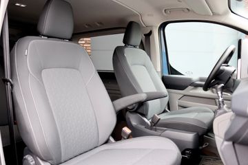 Voertuigafbeelding 3