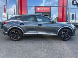 Voertuigafbeelding 3