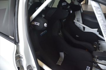 Voertuigafbeelding 16