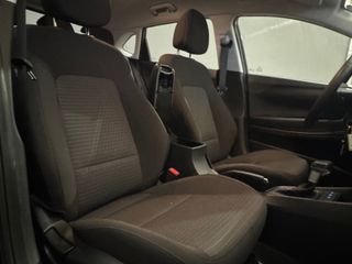 Voertuigafbeelding 26