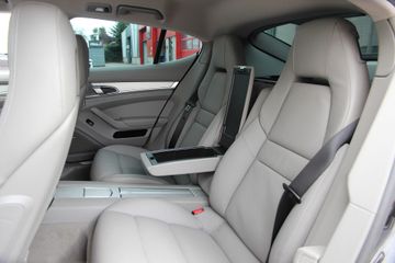 Voertuigafbeelding 21