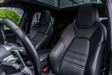 Voertuigafbeelding 11