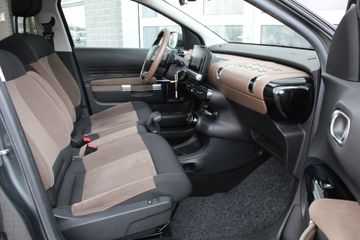 Voertuigafbeelding 9