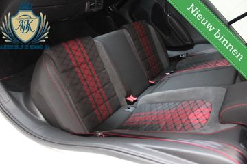 Voertuigafbeelding 9