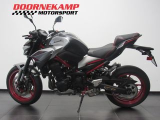 Voertuigafbeelding 3