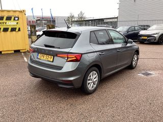 Voertuigafbeelding 3