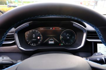 Voertuigafbeelding 12