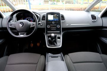 Voertuigafbeelding 10