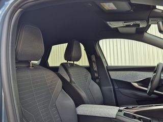 Voertuigafbeelding 12