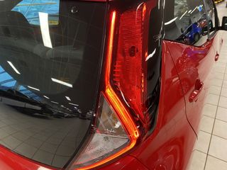 Voertuigafbeelding 10