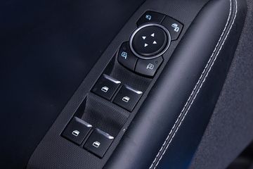 Voertuigafbeelding 10