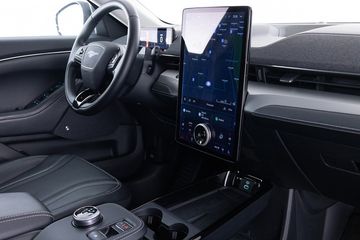 Voertuigafbeelding 2