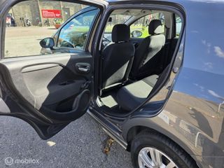 Voertuigafbeelding 10