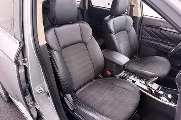 Voertuigafbeelding 16